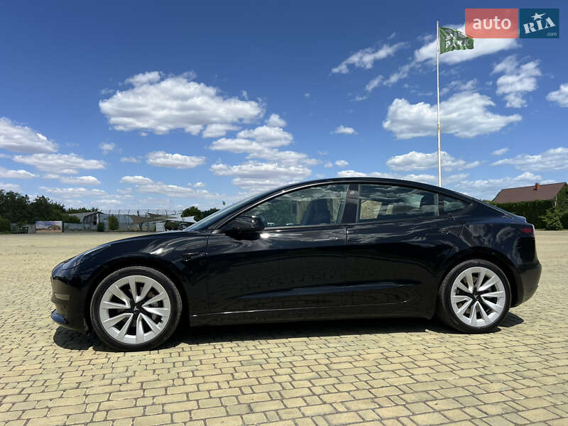 Седан Tesla Model 3 2021 в Одесі