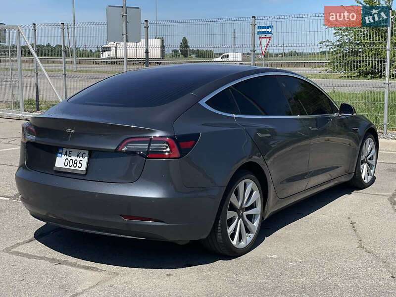 Седан Tesla Model 3 2018 в Днепре