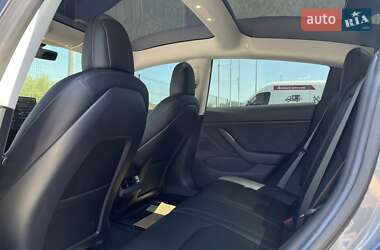 Седан Tesla Model 3 2018 в 