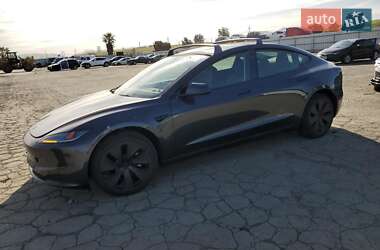 Седан Tesla Model 3 2024 в Киеве