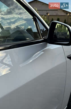 Седан Tesla Model 3 2020 в 