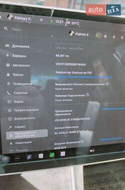 Седан Tesla Model 3 2019 в 