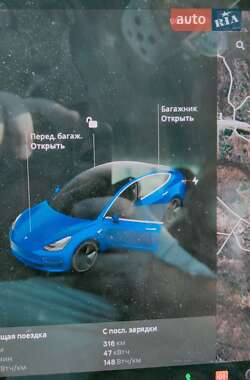 Седан Tesla Model 3 2019 в 