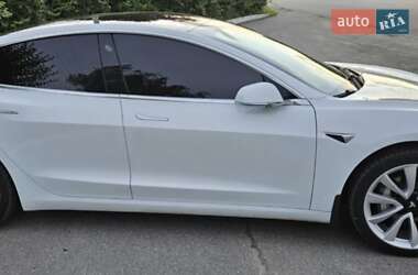 Седан Tesla Model 3 2018 в 