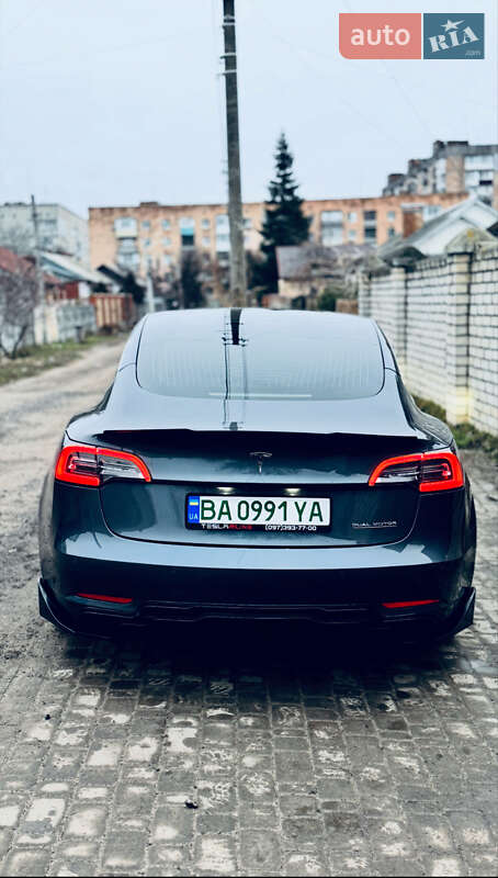 Седан Tesla Model 3 2018 в Александрие