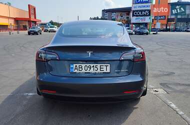 Седан Tesla Model 3 2019 в 