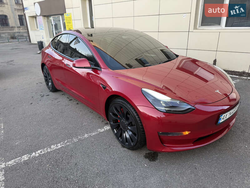 Седан Tesla Model 3 2022 в Харкові