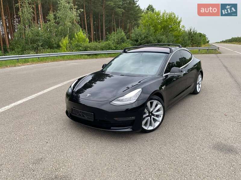 Седан Tesla Model 3 2018 в Ковеле
