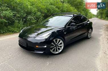 Седан Tesla Model 3 2018 в Ковелі