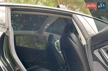 Седан Tesla Model 3 2018 в 