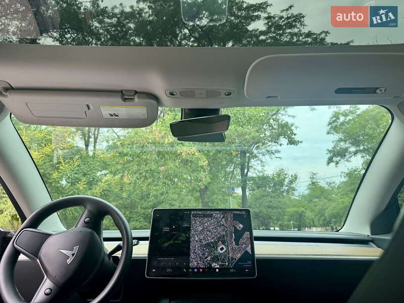Седан Tesla Model 3 2021 в Одесі