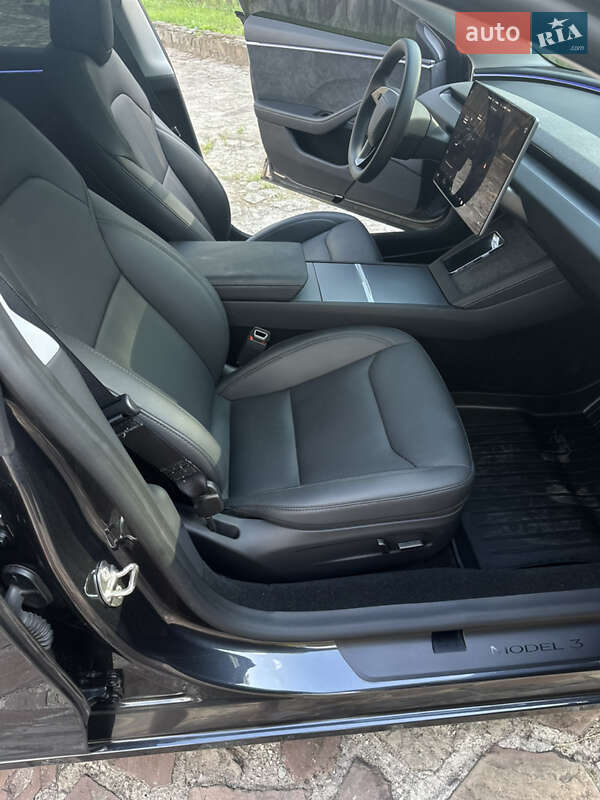 Седан Tesla Model 3 2024 в Харькове