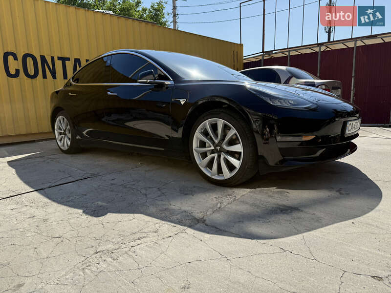 Седан Tesla Model 3 2018 в Умани фото 108 Седан Tesla Model 3 2018 в Умани