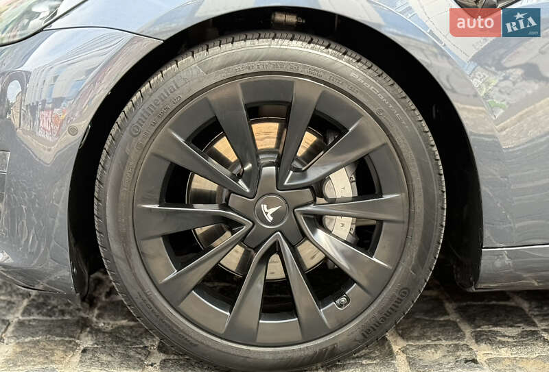 Седан Tesla Model 3 2022 в Одессе