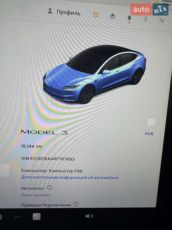 Седан Tesla Model 3 2024 в Львове