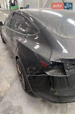 Седан Tesla Model 3 2018 в 