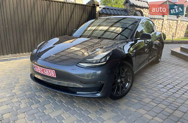 Седан Tesla Model 3 2018 в Здолбунове