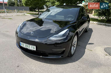 Седан Tesla Model 3 2022 в Виннице