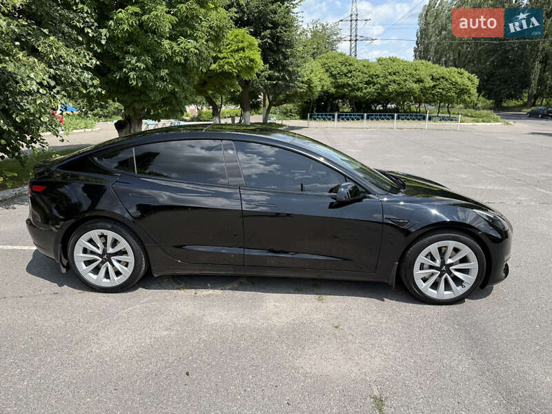 Седан Tesla Model 3 2022 в Вінниці