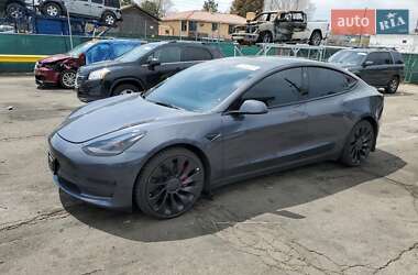 Седан Tesla Model 3 2023 в Одессе