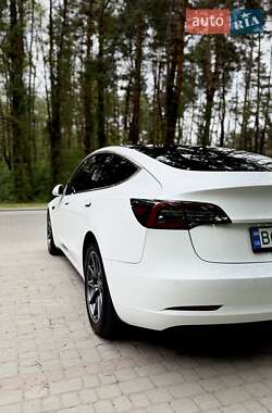 Седан Tesla Model 3 2018 в 