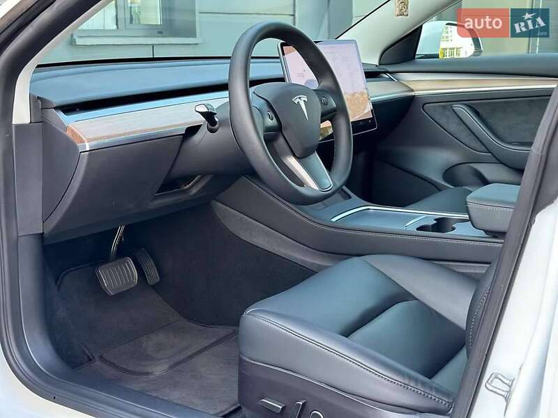 Седан Tesla Model 3 2022 в Хмельницькому
