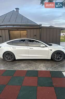 Седан Tesla Model 3 2018 в 
