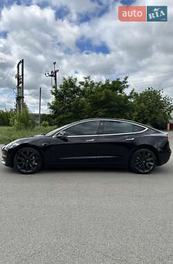 Седан Tesla Model 3 2018 в 