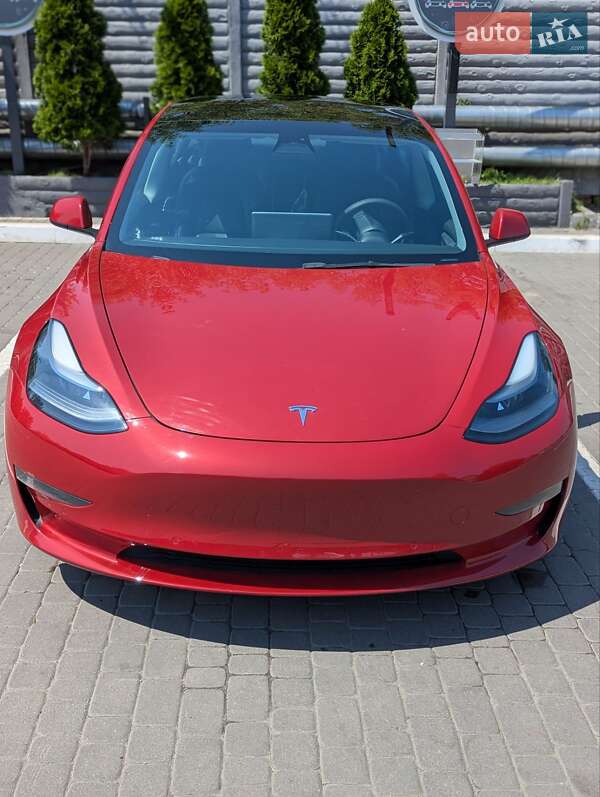 Tesla Model 3 2022