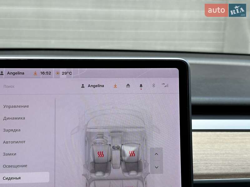 Седан Tesla Model 3 2018 в Києві