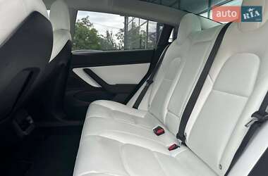 Седан Tesla Model 3 2018 в 