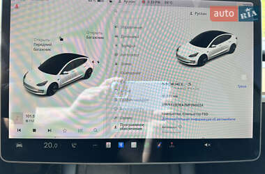 Седан Tesla Model 3 2021 в 