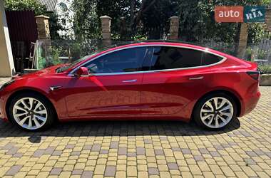 Седан Tesla Model 3 2018 в 