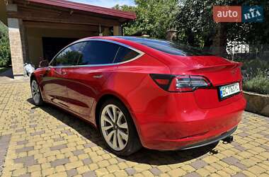 Седан Tesla Model 3 2018 в 
