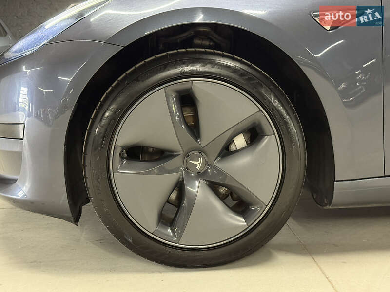 Седан Tesla Model 3 2019 в Владимире