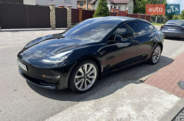 Седан Tesla Model 3 2018 в 