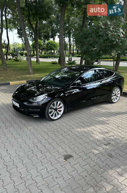 Седан Tesla Model 3 2018 в Кропивницком