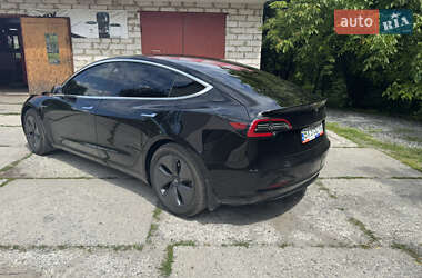 Седан Tesla Model 3 2019 в 