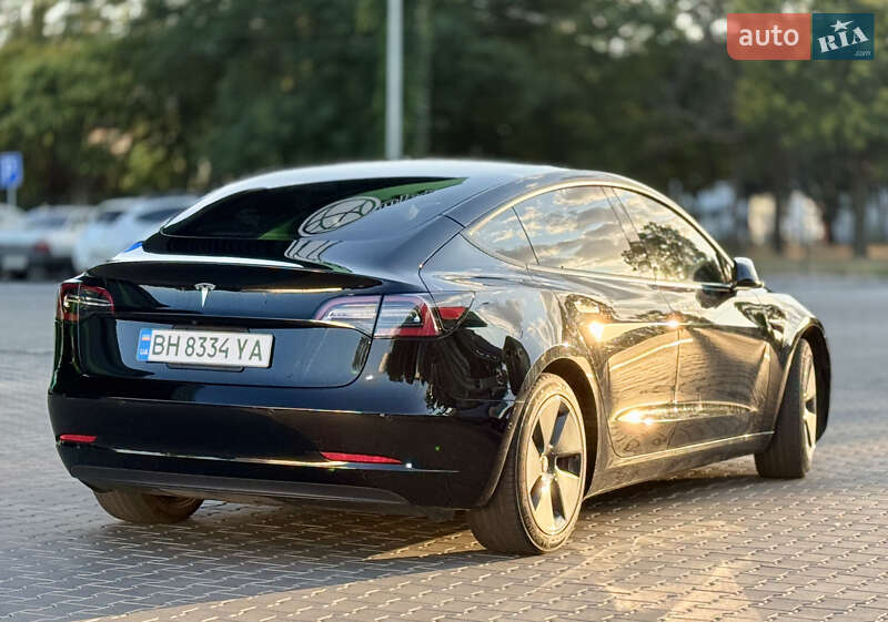 Седан Tesla Model 3 2022 в Одесі