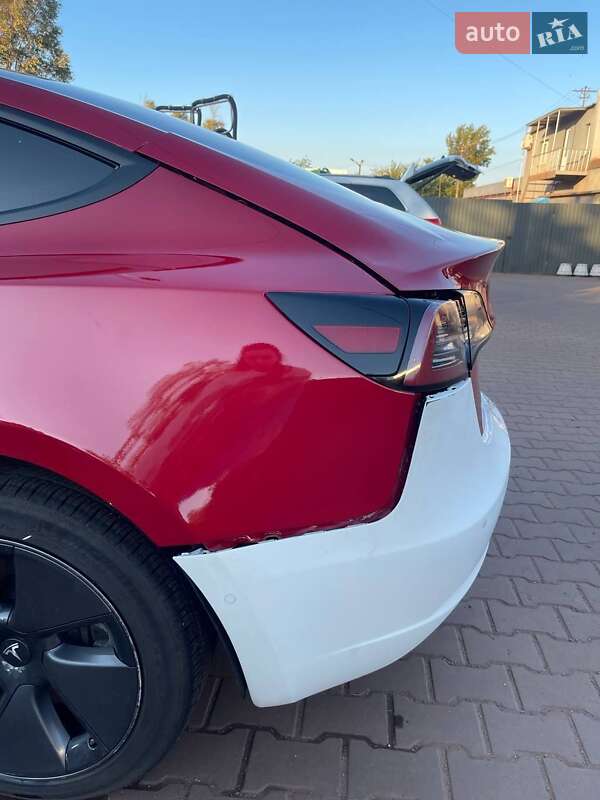 Седан Tesla Model 3 2021 в Кривом Роге