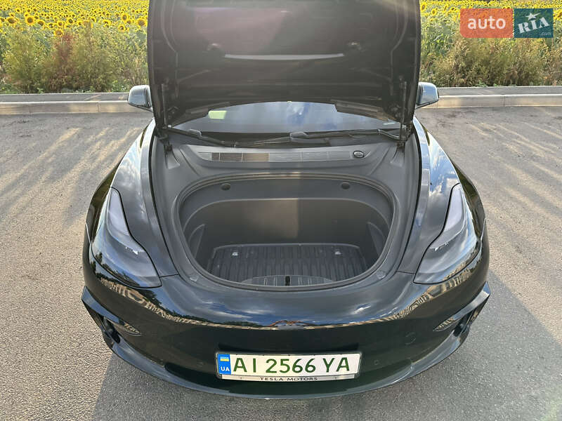Седан Tesla Model 3 2021 в Белой Церкви