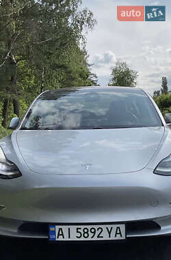 Седан Tesla Model 3 2018 в 