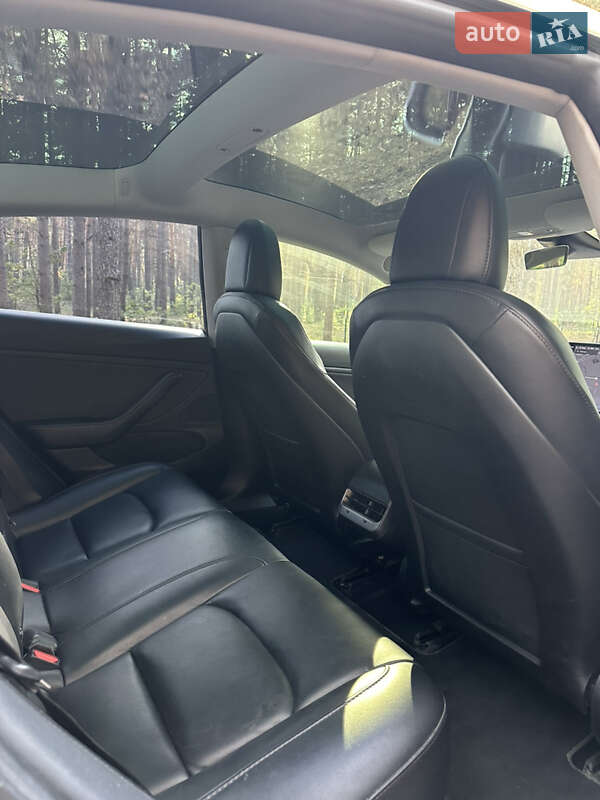 Седан Tesla Model 3 2018 в Полтаві