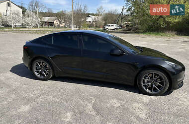 Седан Tesla Model 3 2021 в 