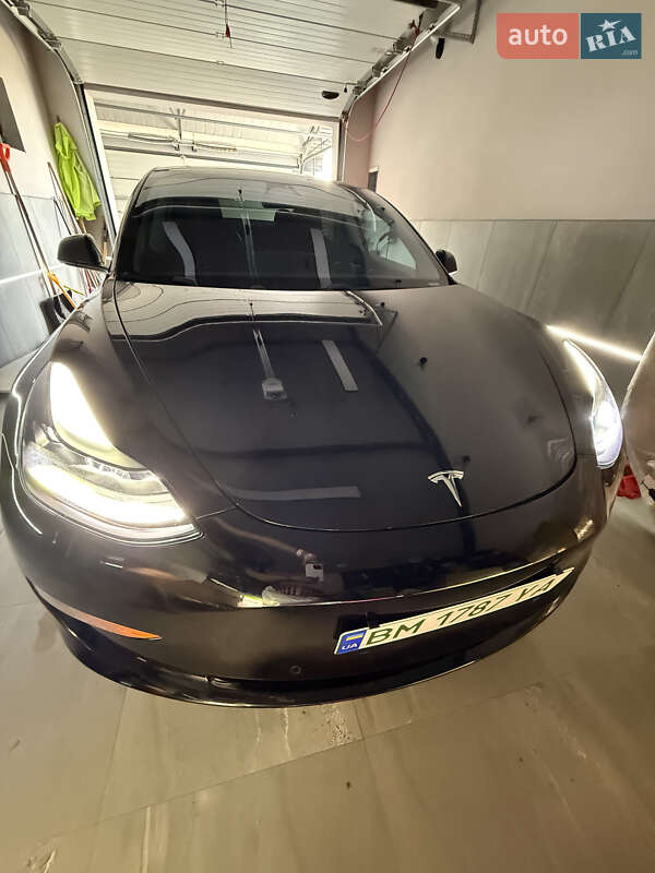 Седан Tesla Model 3 2021 в Сумах