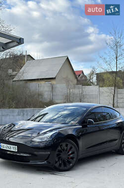 Седан Tesla Model 3 2021 в Киеве