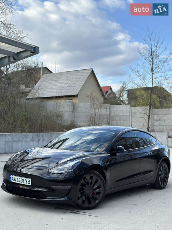 Tesla Model 3 2021