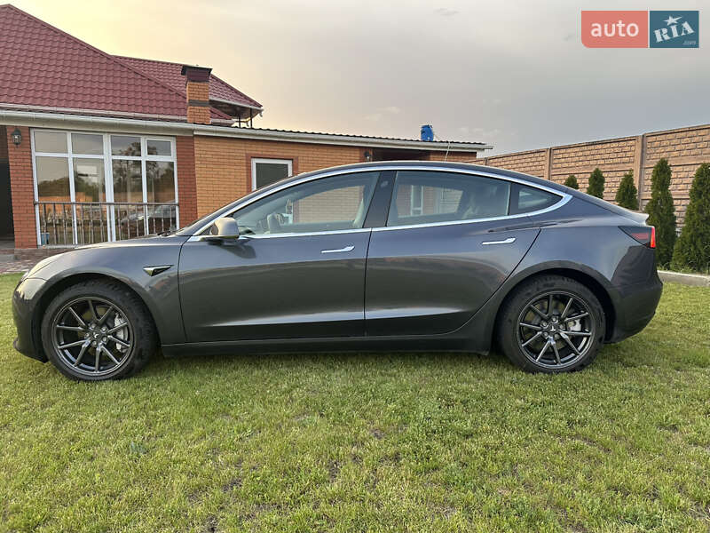 Седан Tesla Model 3 2019 в Харькове