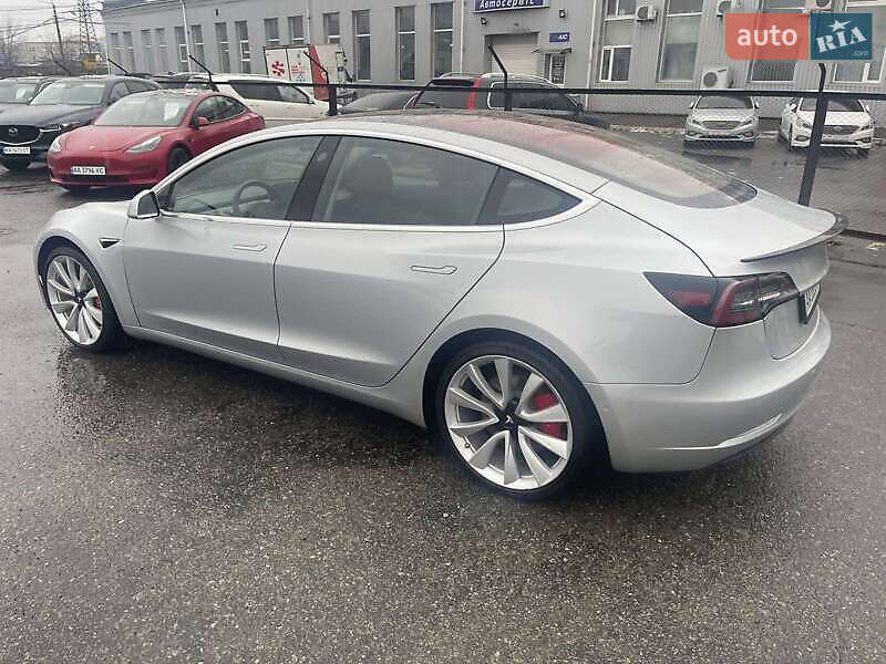 Седан Tesla Model 3 2018 в Киеве фото 8 Седан Tesla Model 3 2018 в Киеве