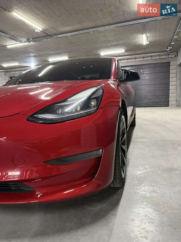 Седан Tesla Model 3 2022 в Белой Церкви